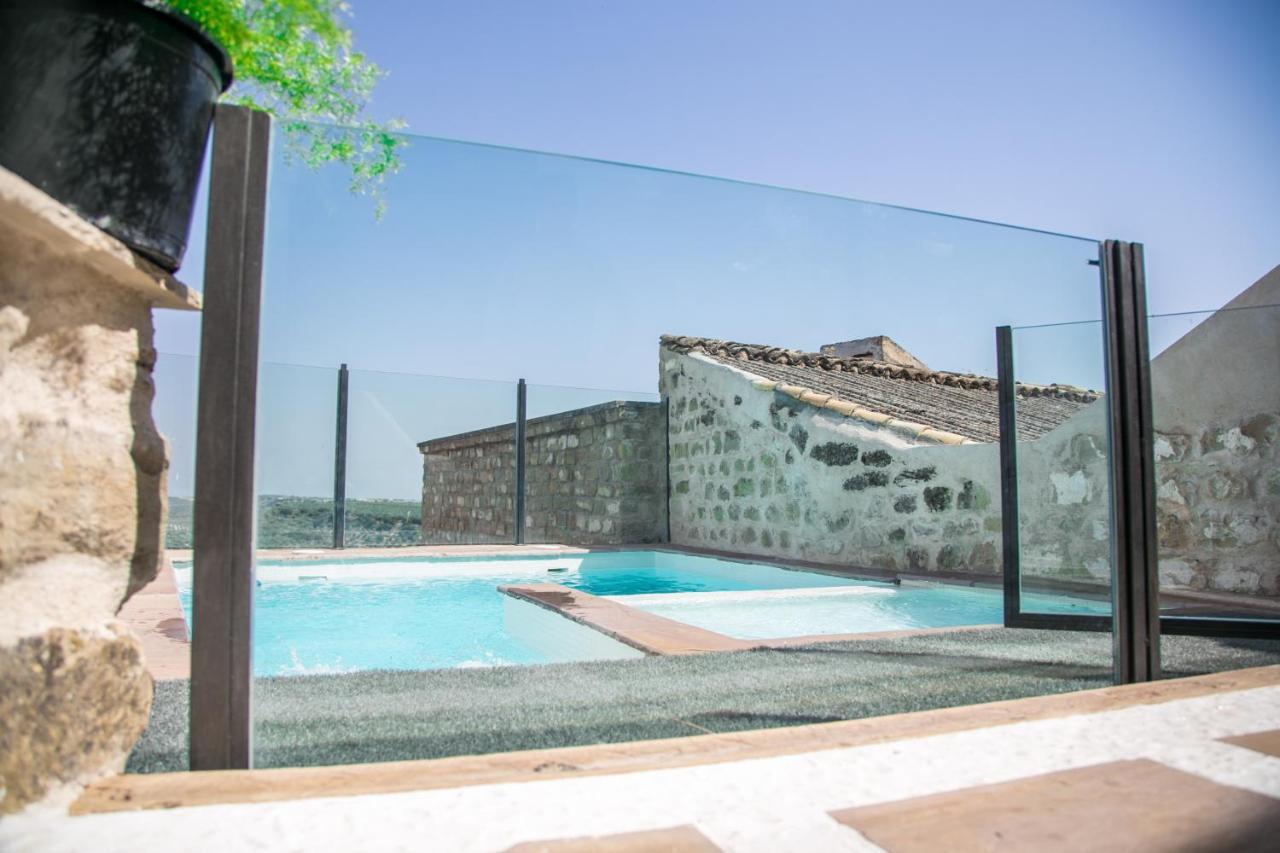 Apartamentos Turisticos La Casa Vieja Sabiote Kültér fotó