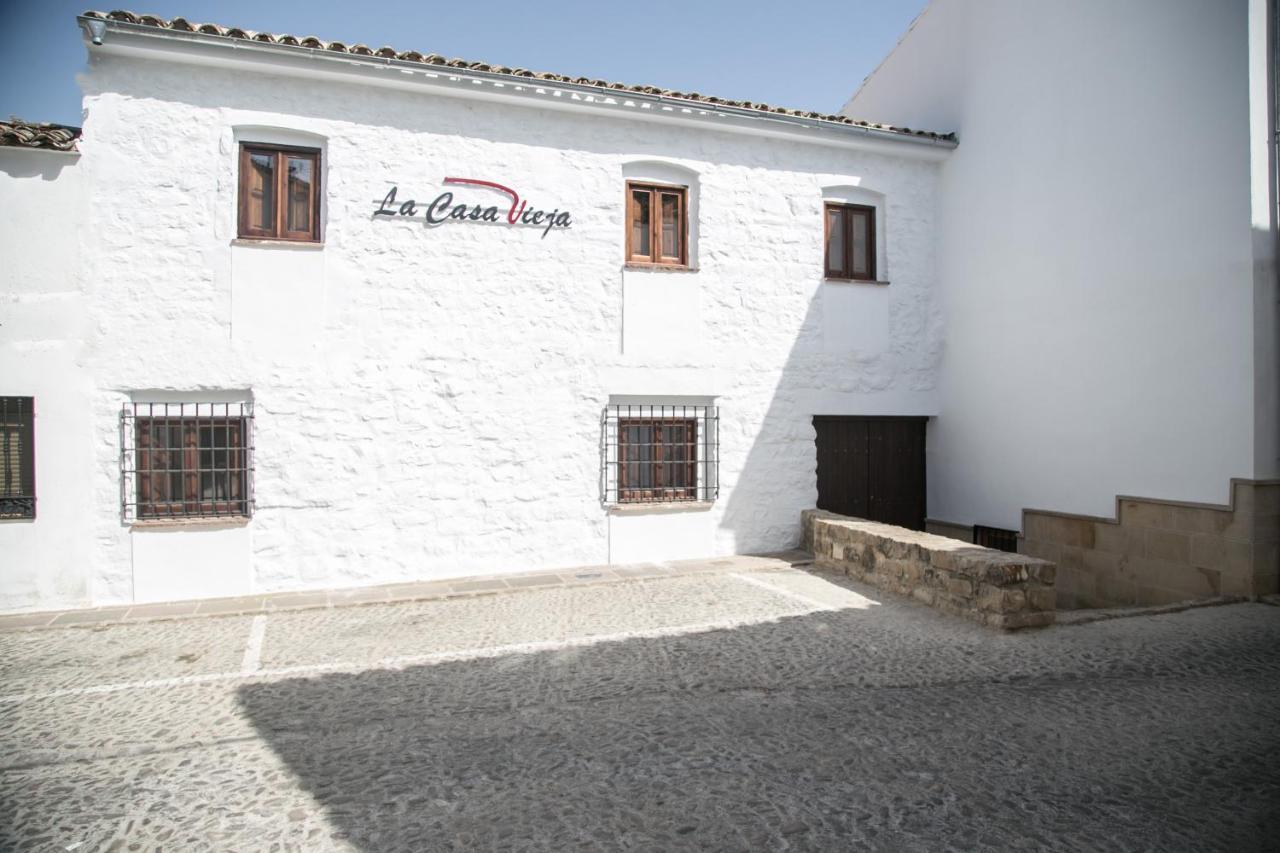 Apartamentos Turisticos La Casa Vieja Sabiote Kültér fotó