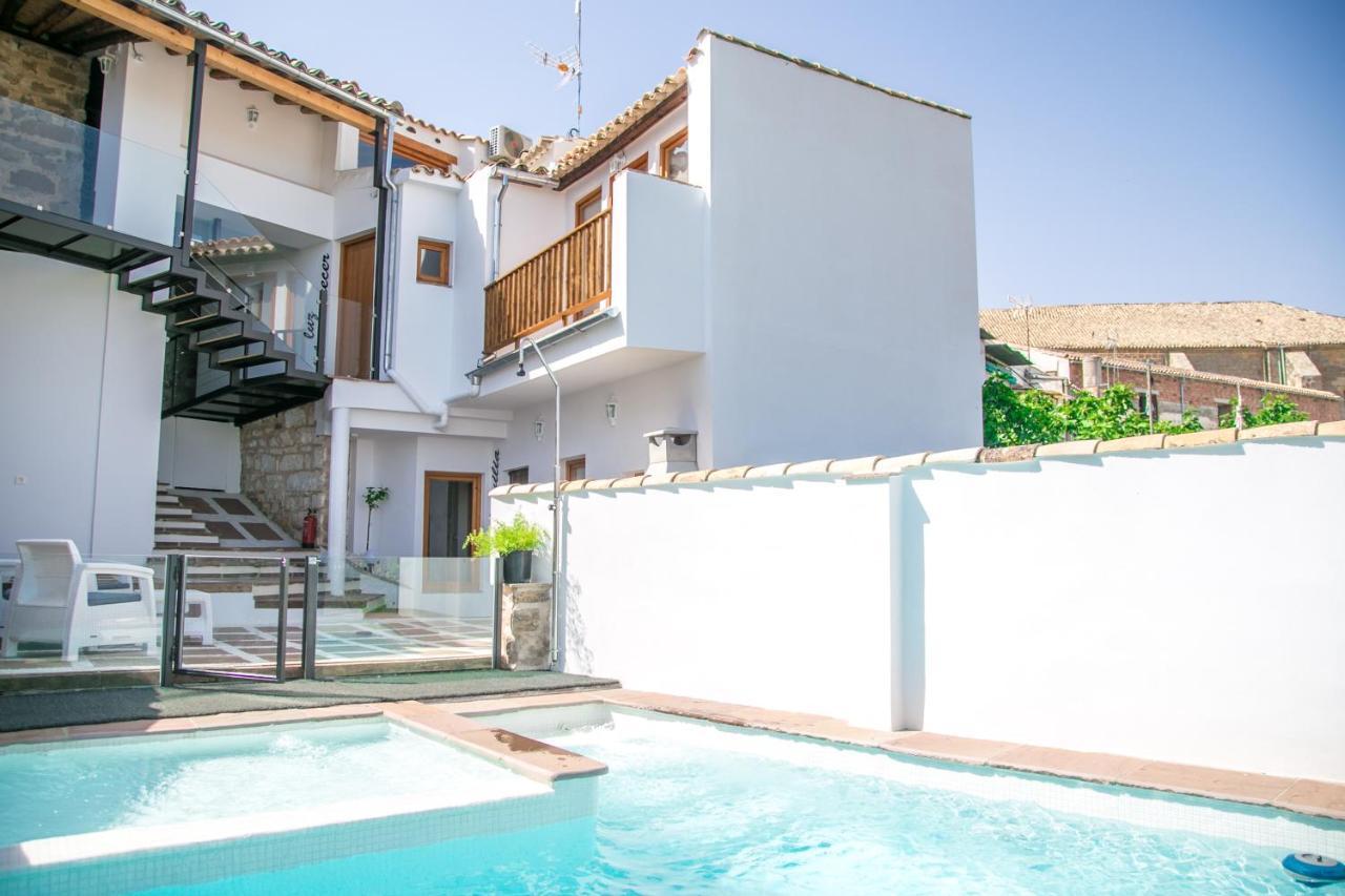 Apartamentos Turisticos La Casa Vieja Sabiote Kültér fotó