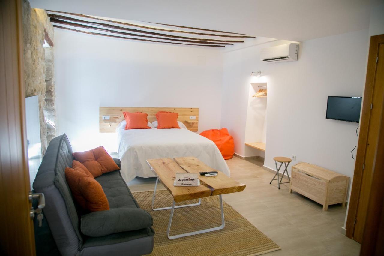 Apartamentos Turisticos La Casa Vieja Sabiote Kültér fotó
