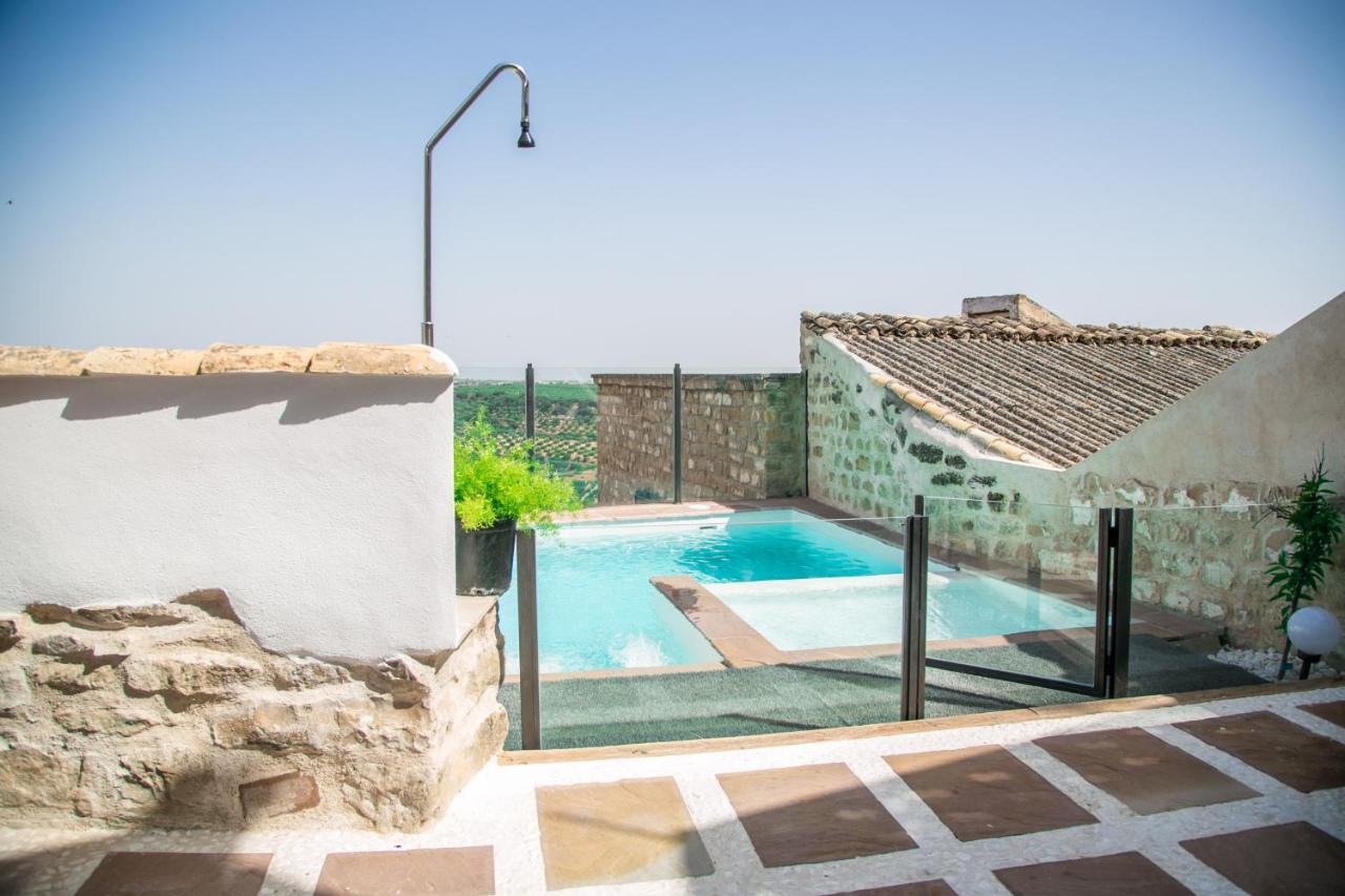 Apartamentos Turisticos La Casa Vieja Sabiote Kültér fotó